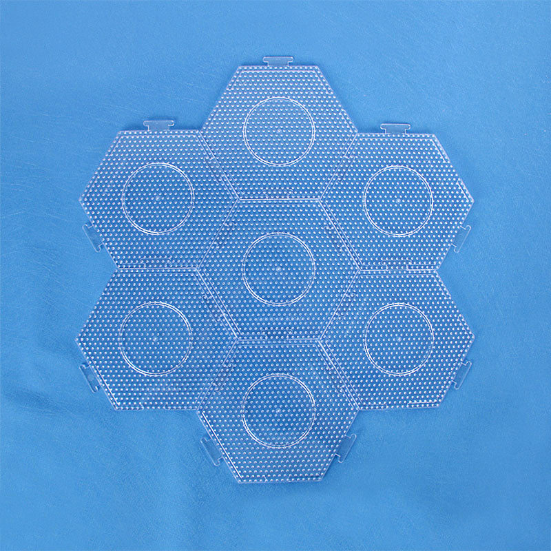 Grand panneau perforé hexagonal Artkal de 5 mm